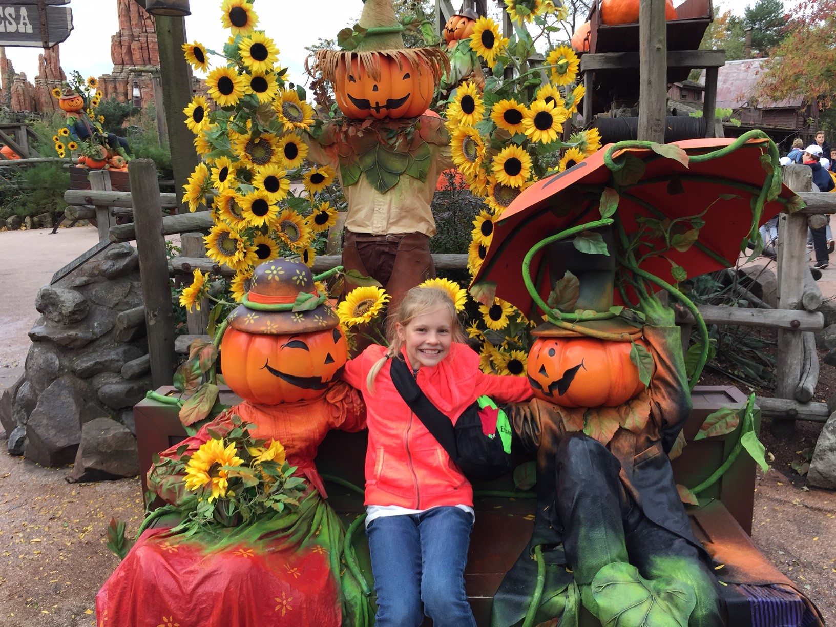 Halloween-Dekoration in Disneyland Paris
